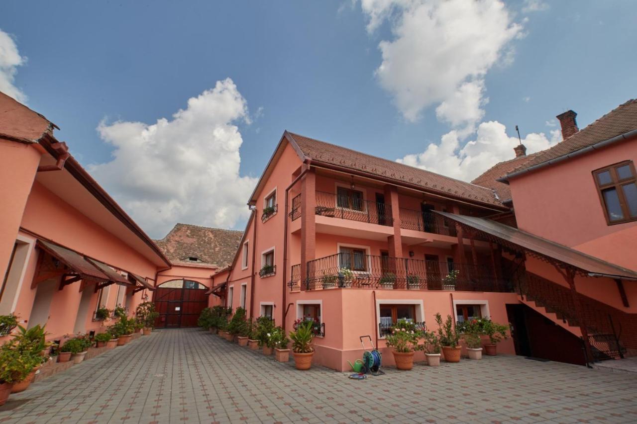 Pensiunea Daniel Sibiu Luaran gambar